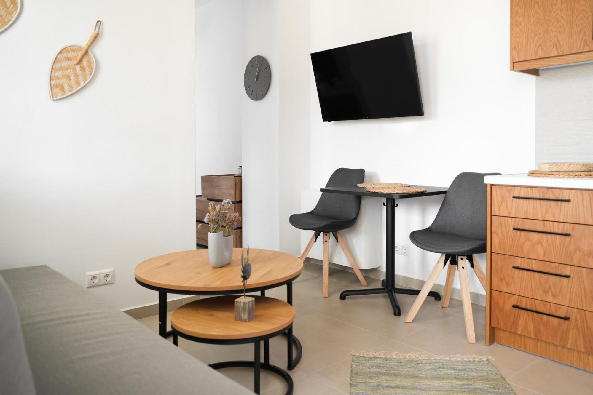 Pyrra Apartments Skyros Bagian luar foto