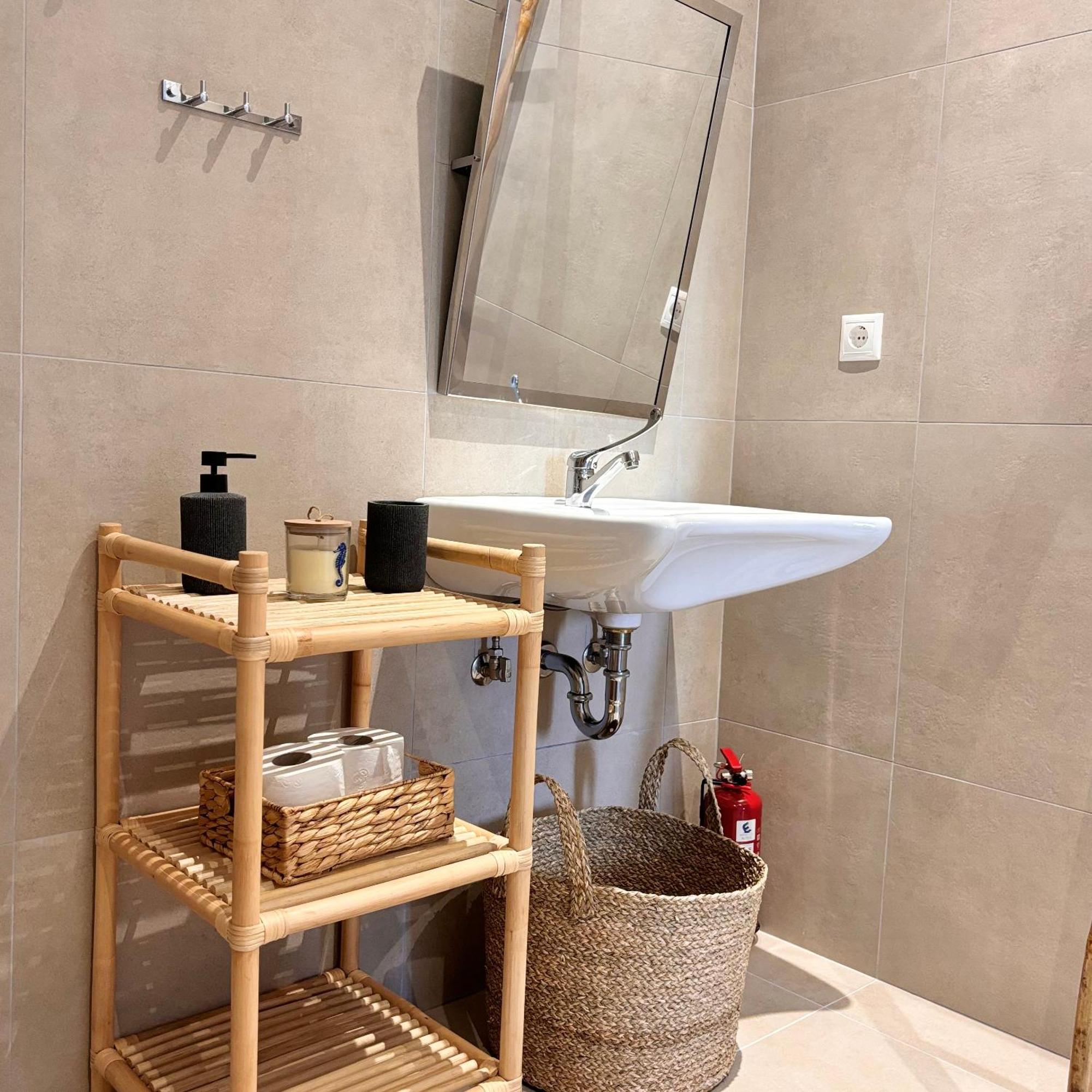Pyrra Apartments Skyros Bagian luar foto