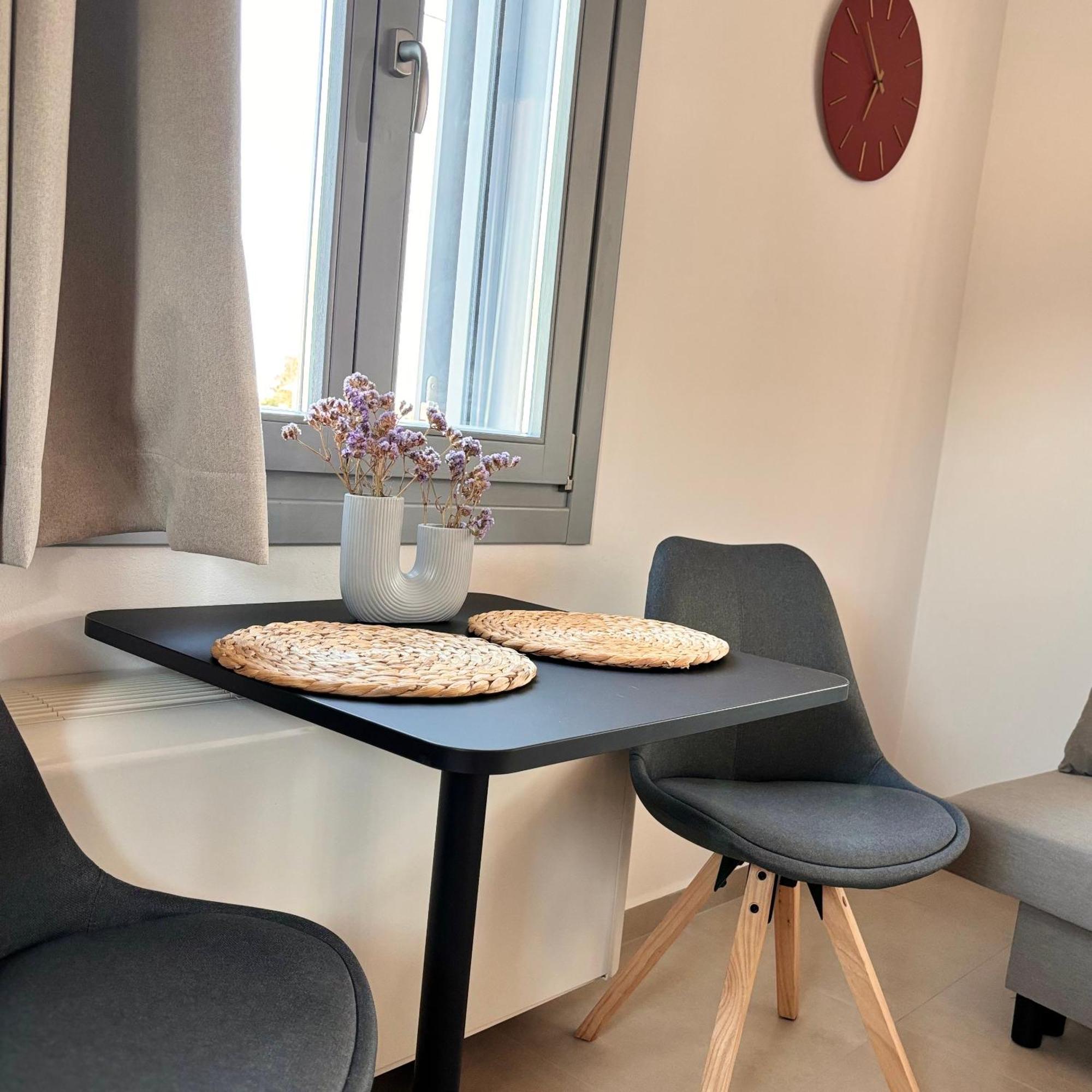 Pyrra Apartments Skyros Bagian luar foto